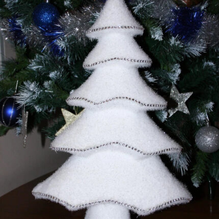 Decoratiune brad alb cu strasuri